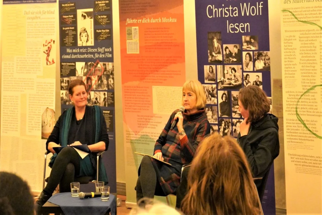 Silke Meyer, Katrin Wolf und zwei weitere Frauen