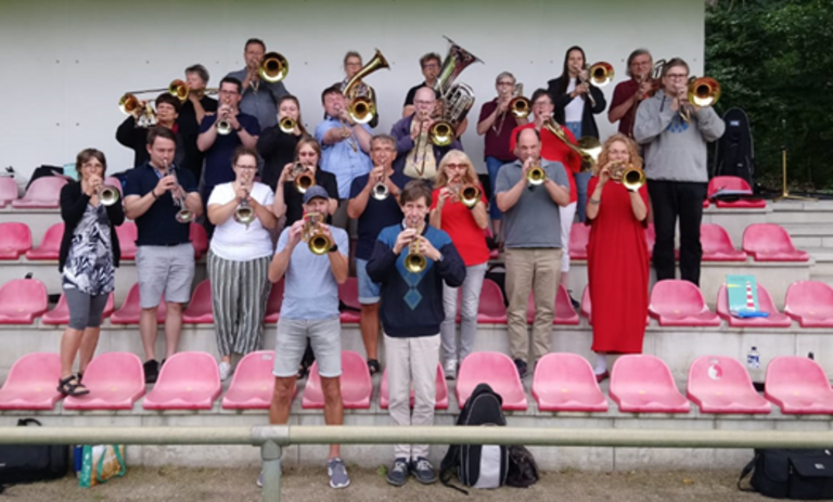 Gruppenbild der Posaunenchöre Laurentius und Tonndorf