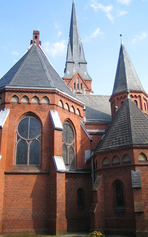 Außenansicht der St.-Lorenz-Kirche von Osten